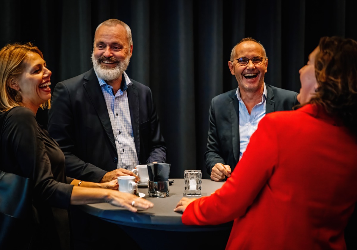 Networking at Beurs van Berlage — event photographer
